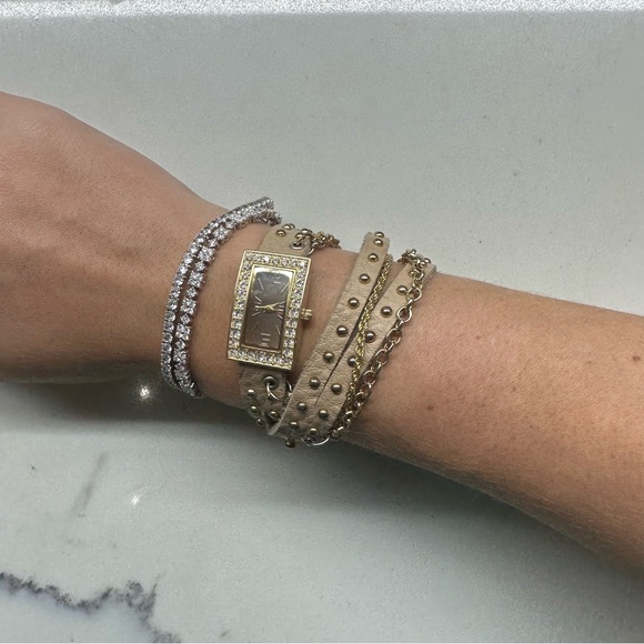 NEW BEIGE LEATHER WRAP WATCH